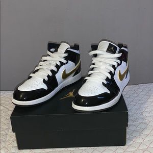 Nike Jordan 1 mid